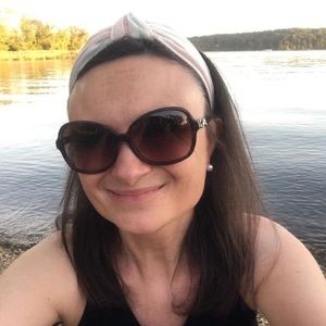 Meet your Posher, Eva